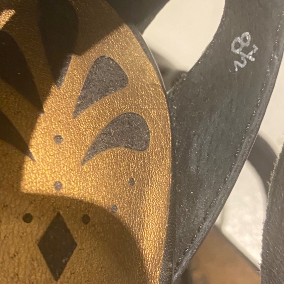 Seychelles retro style black leather heels. Sz 8.5 - Picture 12 of 16